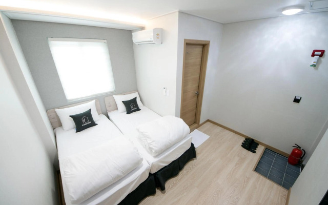 K-Guesthouse Premium Nampo 1