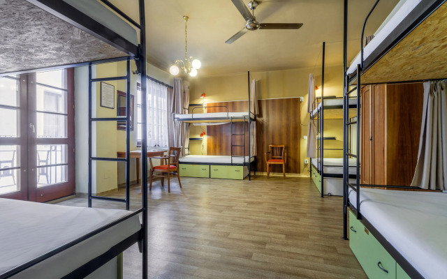 Hostel Little Quarter