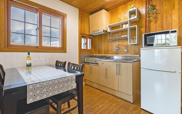 Ganghwa Badabit Pension