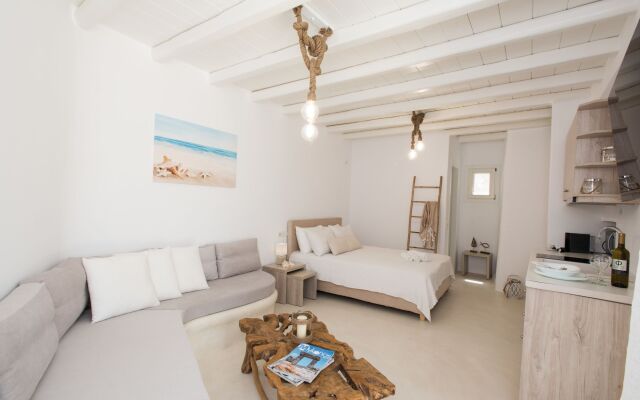 Argiro's Gorgeous Studio In Cycladic