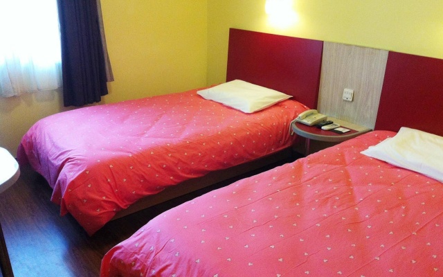 Home Inn Hotel Chongqing Xietaizi Subway Station – Guest Rooms – Chongqing