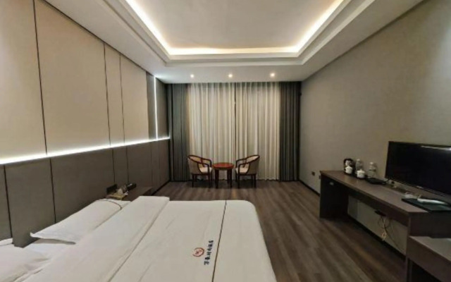 Wanhao Fashion Hotel