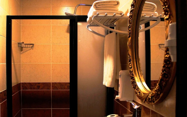 Grand Gross Hotel