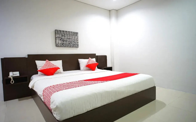 OYO 1477 Athar 88 Hotel