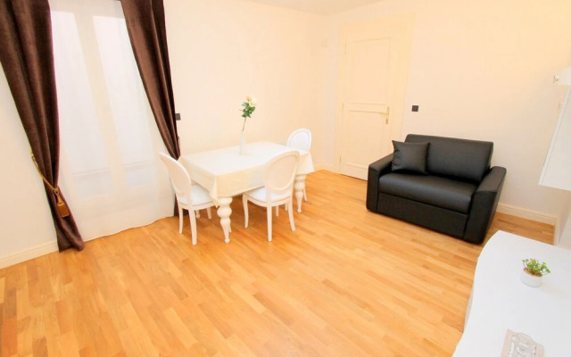 Luxury apartments Krocínova