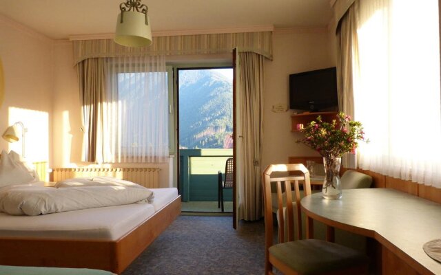 Bergkristall Bio- und Wanderhotel Garni