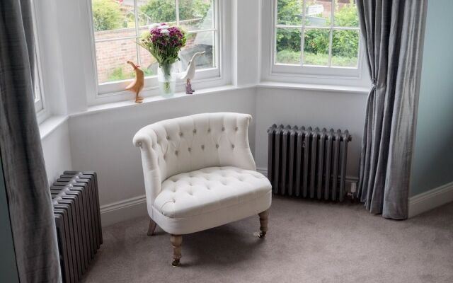 Churchend Farm Bed & Breakfast