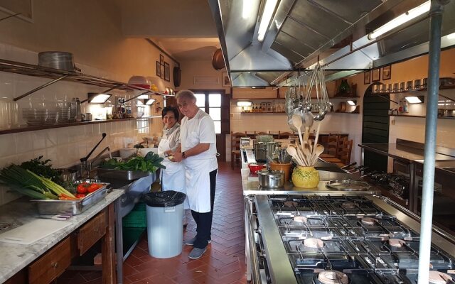 Villa Delia Hotel & Cooking School