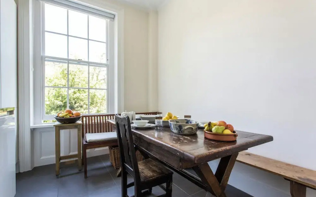 Gibson Square by Onefinestay