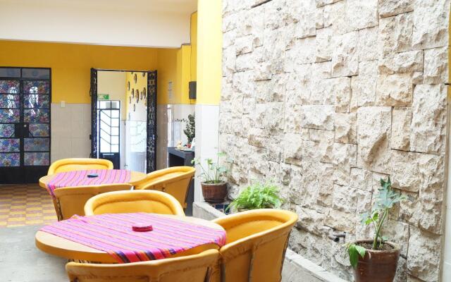 Casa de los Soles B&B Hostel