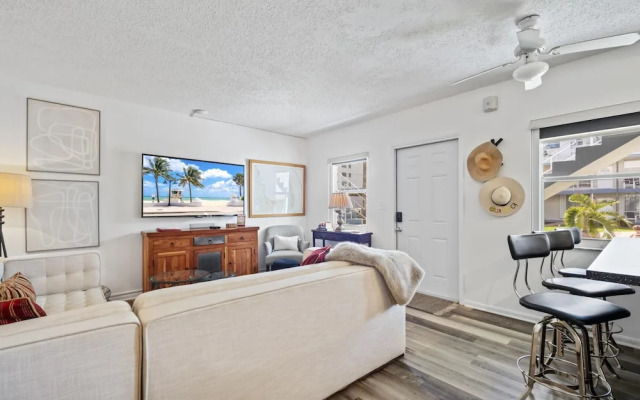 Serene Seaside Escape 1BR Bliss