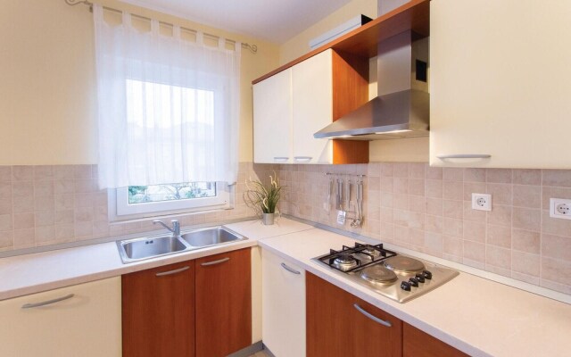 Beautiful Home in Palit With 4 Bedrooms
