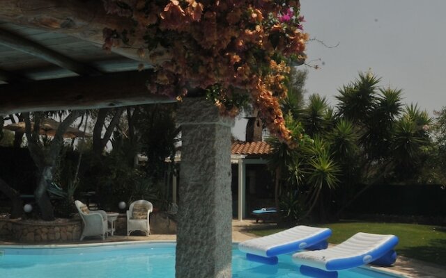 Very Cozy, Comfortable "lanthana" Villa on 2 Floors, Independent