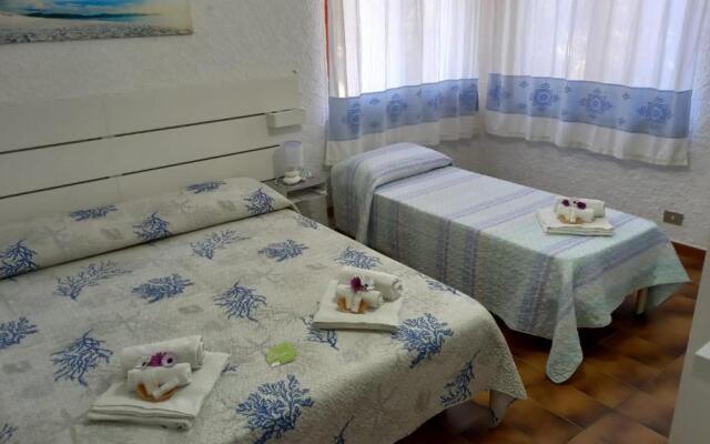B&B RENA MAJORE - PISCINA e ARIA CONDIZIONATA