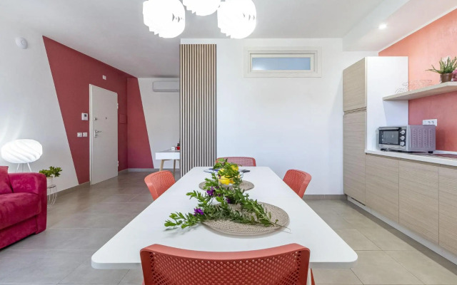 New Coral Apartment