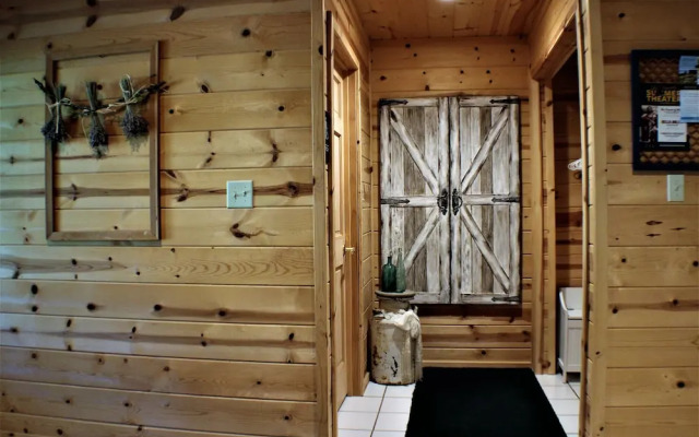 River Road Venue & Lodging