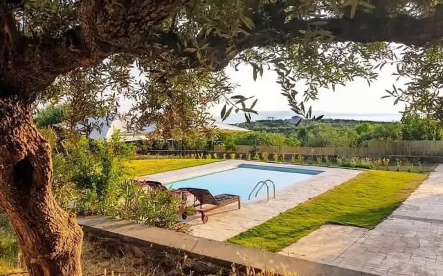 Villa Eleni - Private Pool Retreat Near Kardamili