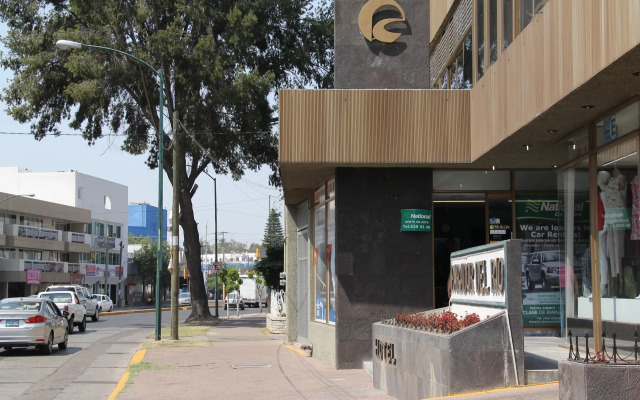 Hotel Parador Del Rio