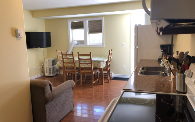 Escarpment Heights Motel