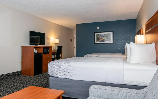 Twin Mountain Inn & Suites