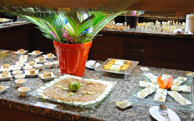 Mövenpick Resort Lamantin Saly