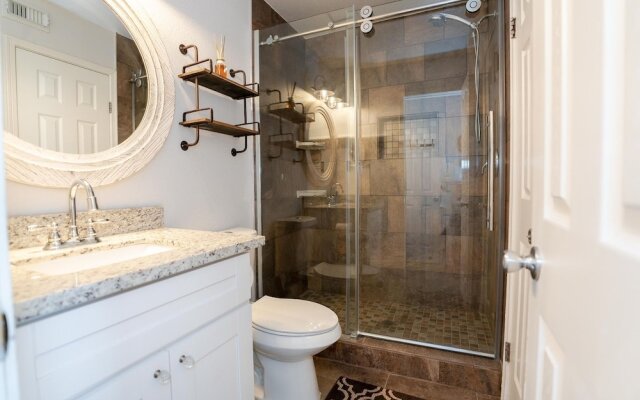 Seawall Escape - 2 Br Home