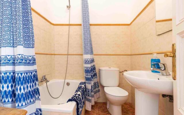 Apartamentos Babel Four