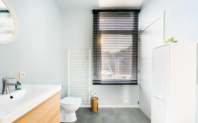 Charming Ostend Home Near Beach City Center