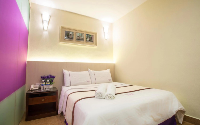 Lavender Inn Nusa Bestari