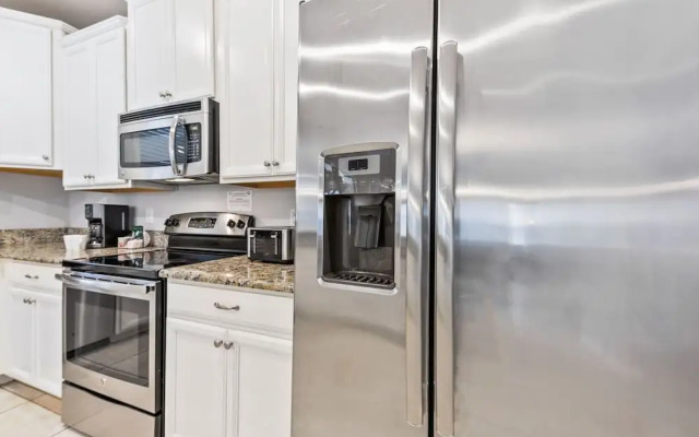 1417 Rolling Fairway Dr