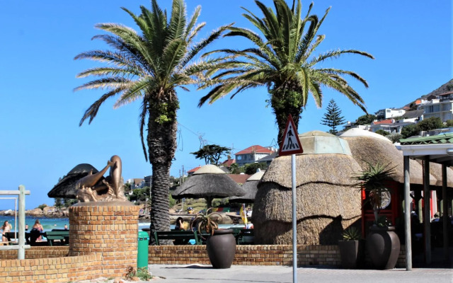 South Shore Beach Apartments, Harrier 202