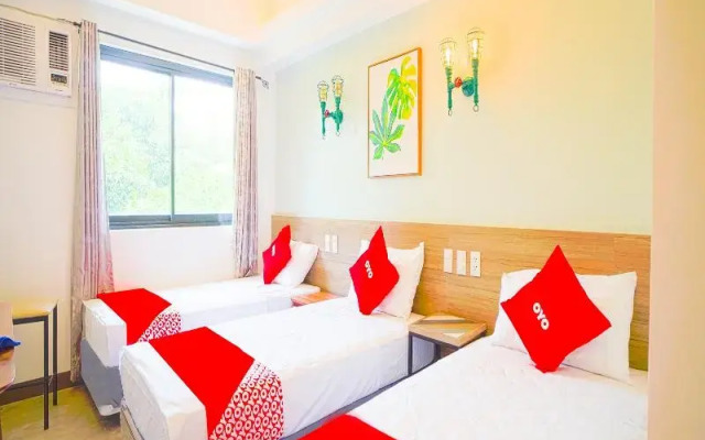 The Greenhive Hotel by OYO Rooms