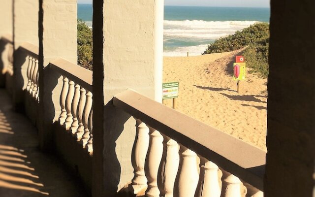 Pili Pili Beach Cabanas