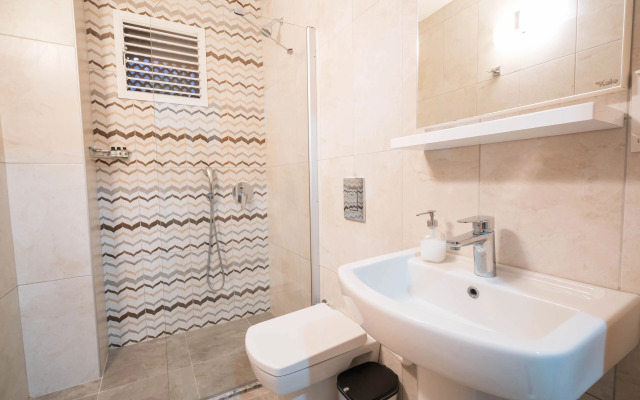 Liya Boutique Hotel & Suites