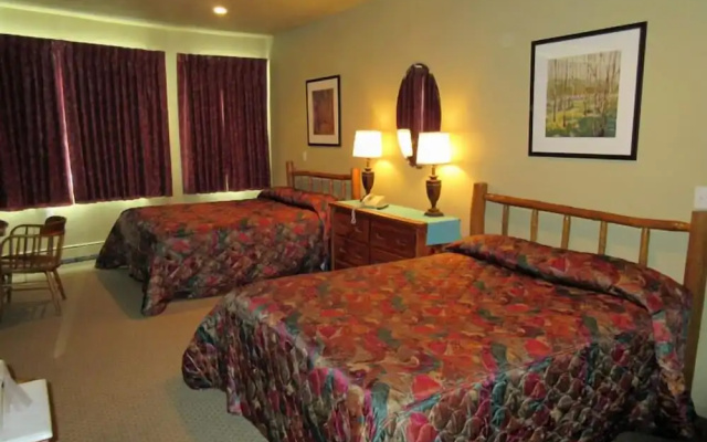 Soda Butte Lodge