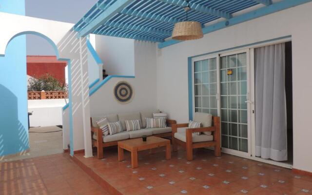 COZY, Beach House , by MAHBOVILLAS
