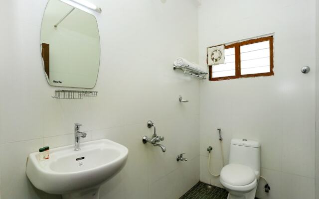 OYO 9116 Thamburu International Hotel