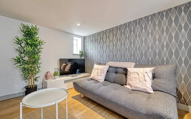 Host Stay Bridgepoint House