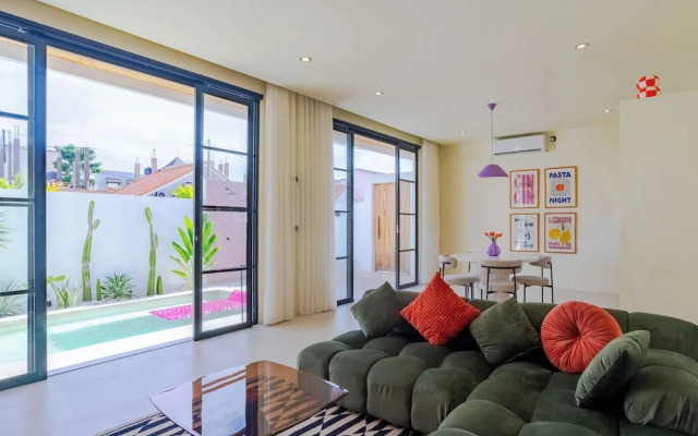 Stylish Private Pool Villa in Pererenan