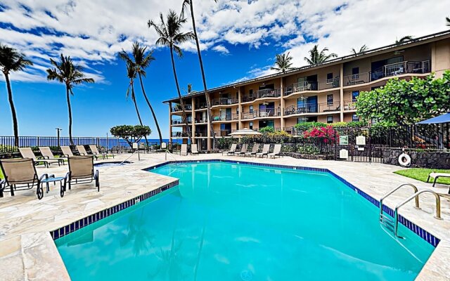 New Listing! Oceanfront W/ Resort Amenities 2 Bedroom Condo