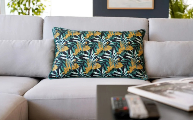 One Perfect Stay-Beach Front Blue Waters