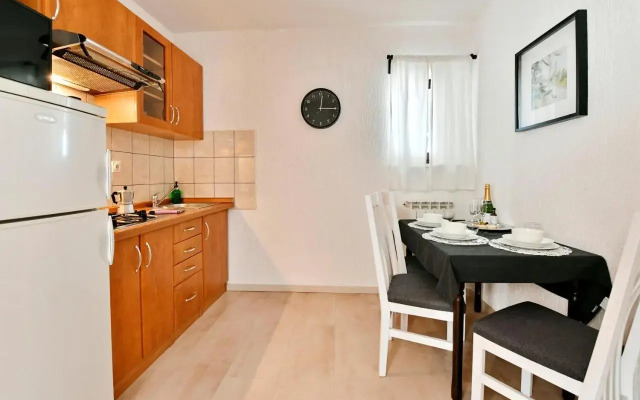 Upper Sea View Apartments
