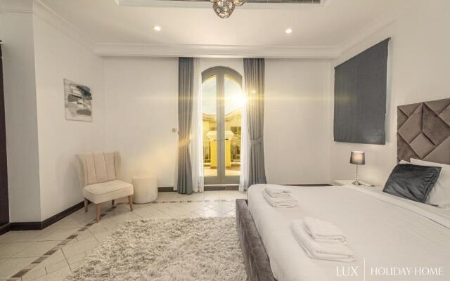 LUX - The Savoy Palm Villa