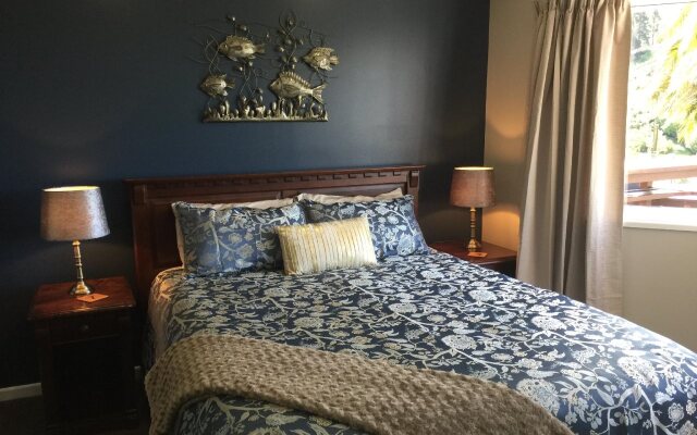 Sounds Vista Bed and Breakfast