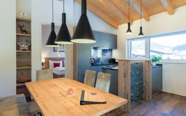 Aurora Mountain Chalet