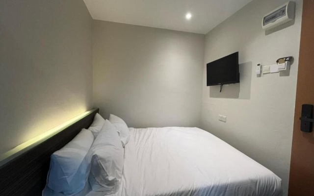 Swing and Pillows at Mahkota Parade – Guest Rooms – Malacca