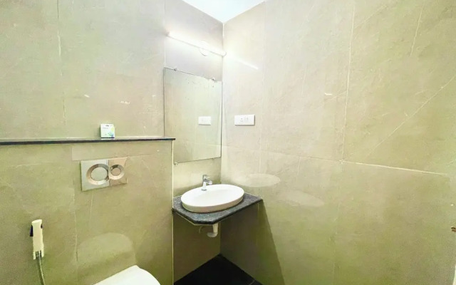 Hotel Janaki Pride - near Temple