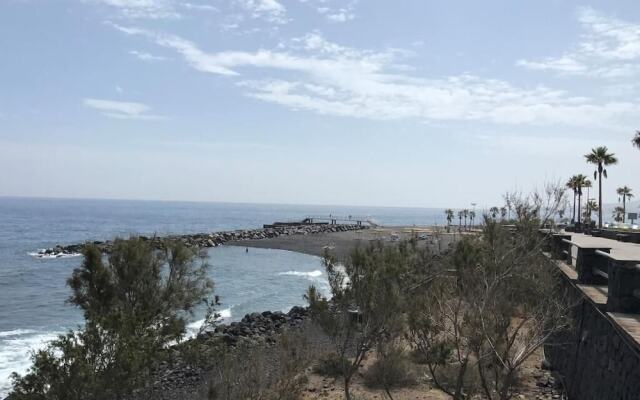 The Cozy Corner Apartment, Primera Línea con Vistas al Mar