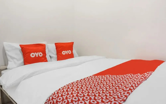 Super OYO 91074 Stariez Senen Syariah