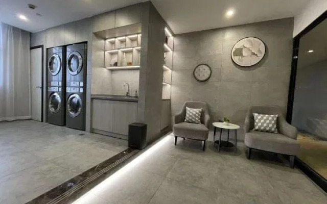 Fillmore Hotel (Suzhou University Guanqian Street Pingjiang Street)